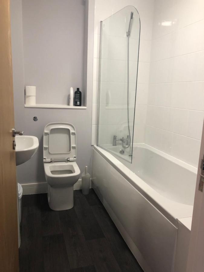 Central Unite Management Ltd Манчестер Экстерьер фото